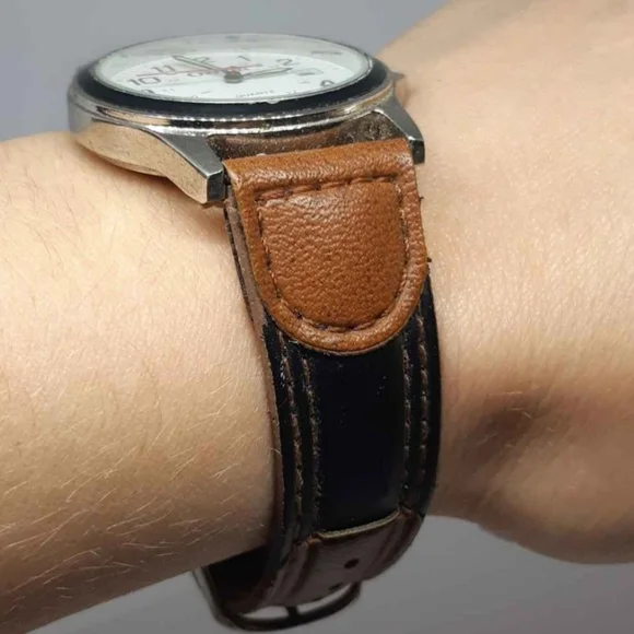 Mens  Origin Watch - Picture 4 of 5